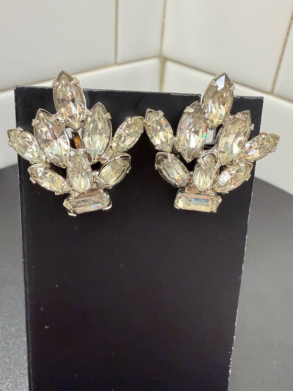 Vintage Screw Back Rhinestone Earrings